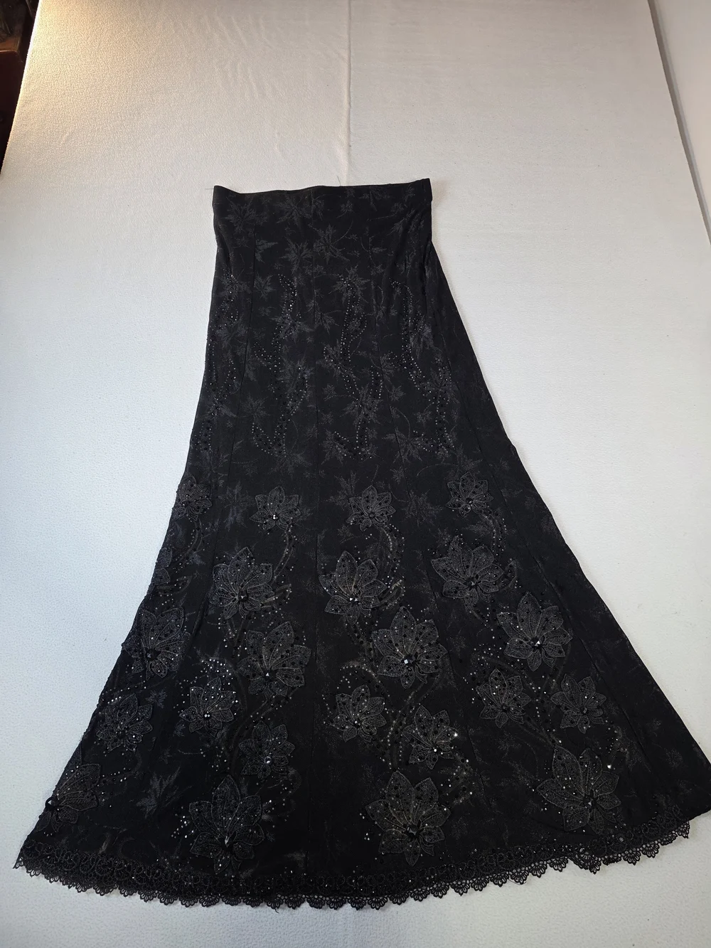 ANFS elegant feminine